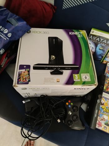 Xbox 360 en boite plus  jeux