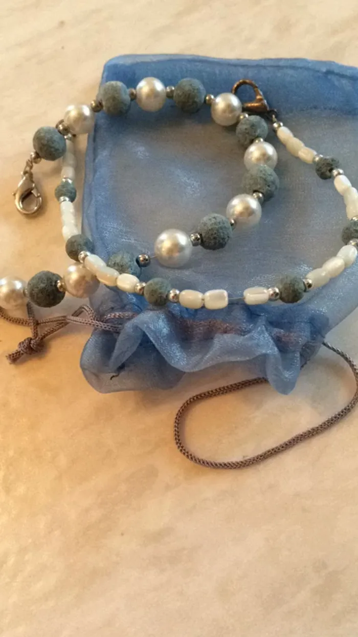 Bracelets en pierre de lave