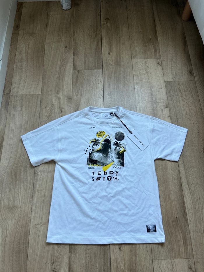 T-shirt blanc Teddy Smith  over size shark attack 12ans