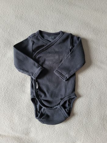 Body H&M 62 cm