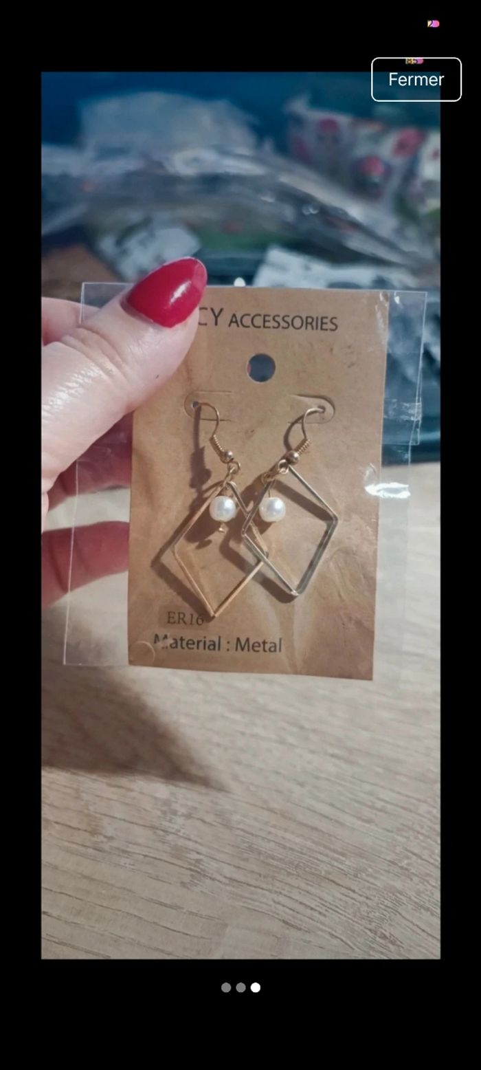 Boucle d'oreille losange
