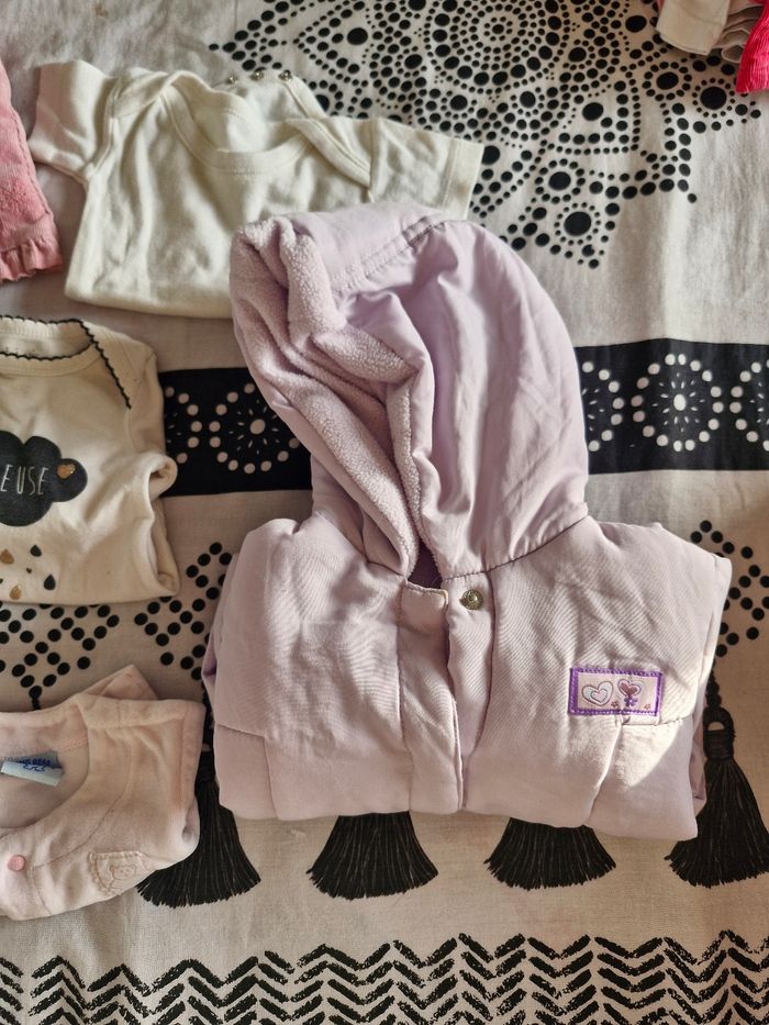 Lot de 7 vêtements - photo numéro 2