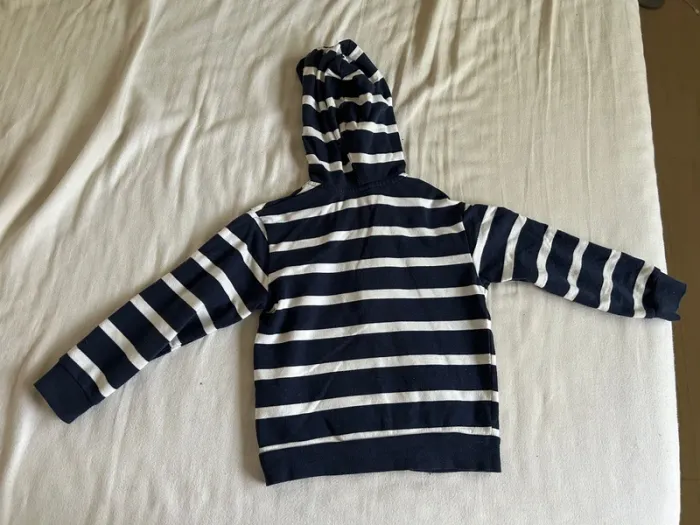 Veste marinière rayée bleu marine et blanc H&M taille 4 ans / 5 ans / 6 ans - photo numéro 3