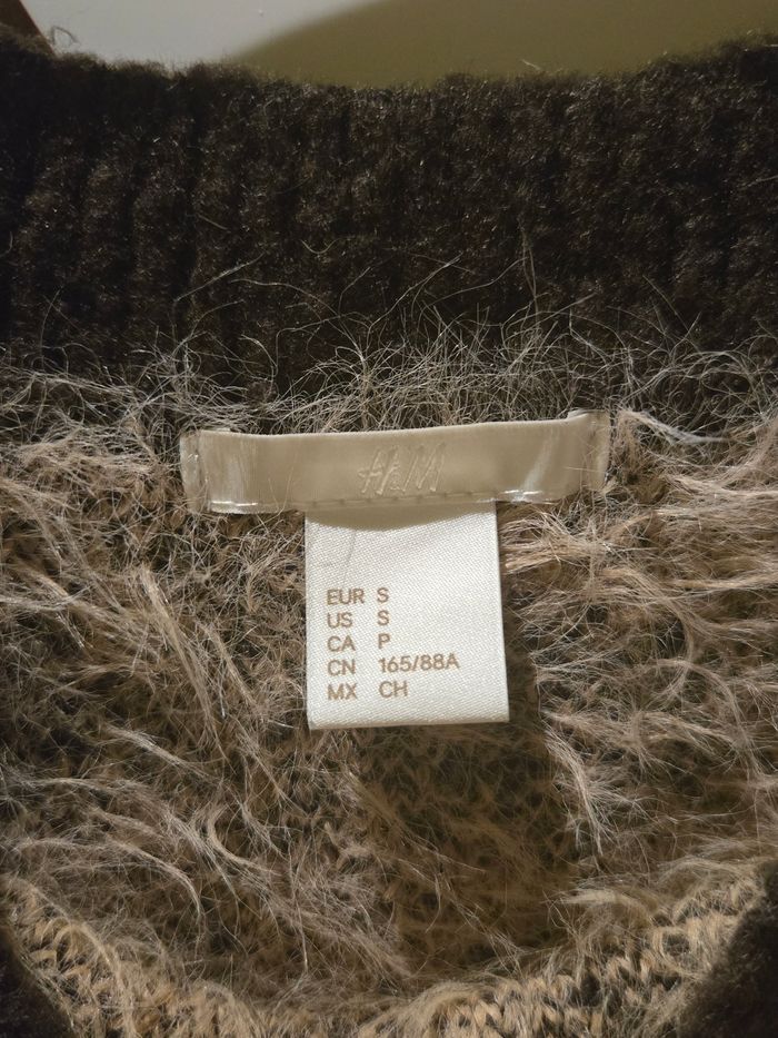 Pull duveteux léopard T.S >44 H&M neuf - photo numéro 2