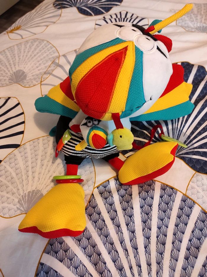 peluche jouet d'eveil dolce neuve