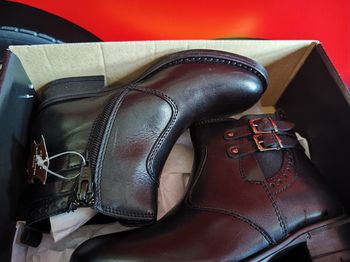 Bottines neuves taille 27