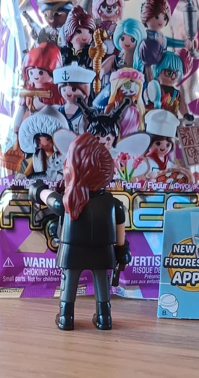Playmobil personnage policière neuf - photo numéro 5