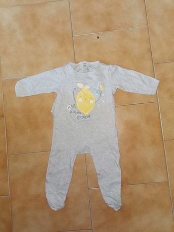 Pyjama citron 12mois