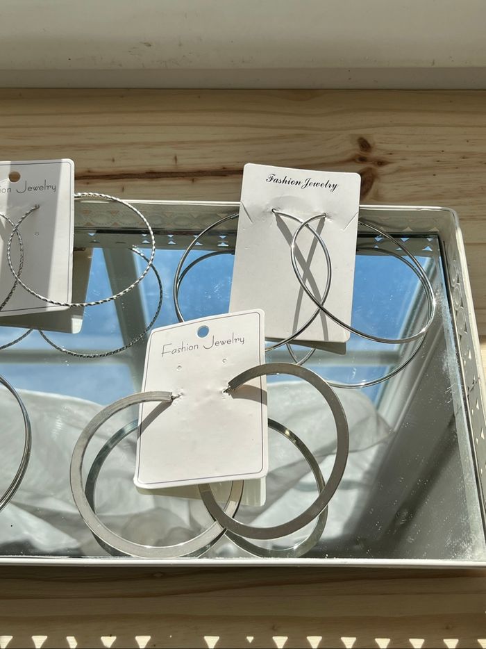 Lot grandes créoles coloris argenté La Modeuse TBE 🪩 - photo numéro 4