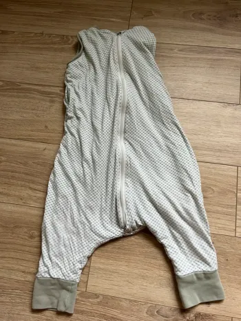 Gigoteuse à jambes