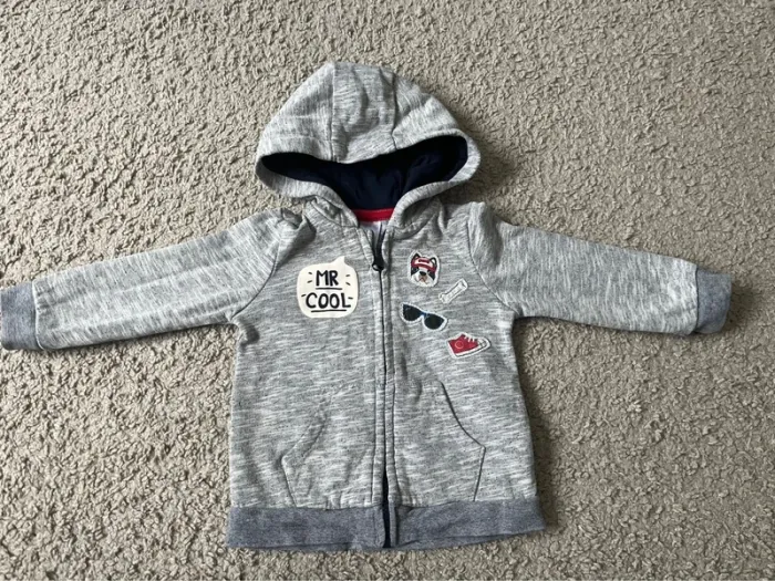 Gilet à capuche