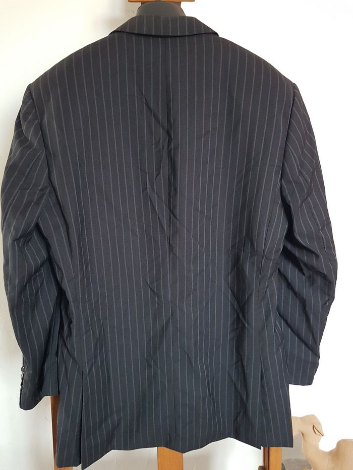 Blazer homme gris foncé rayé gris clair à boutons. 100% pure laine vierge. Devred. Taille 50. - photo numéro 3