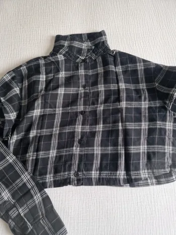 Chemise H&M croc top manches longues noire