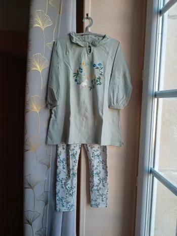 Chemise de nuit/ pyjama