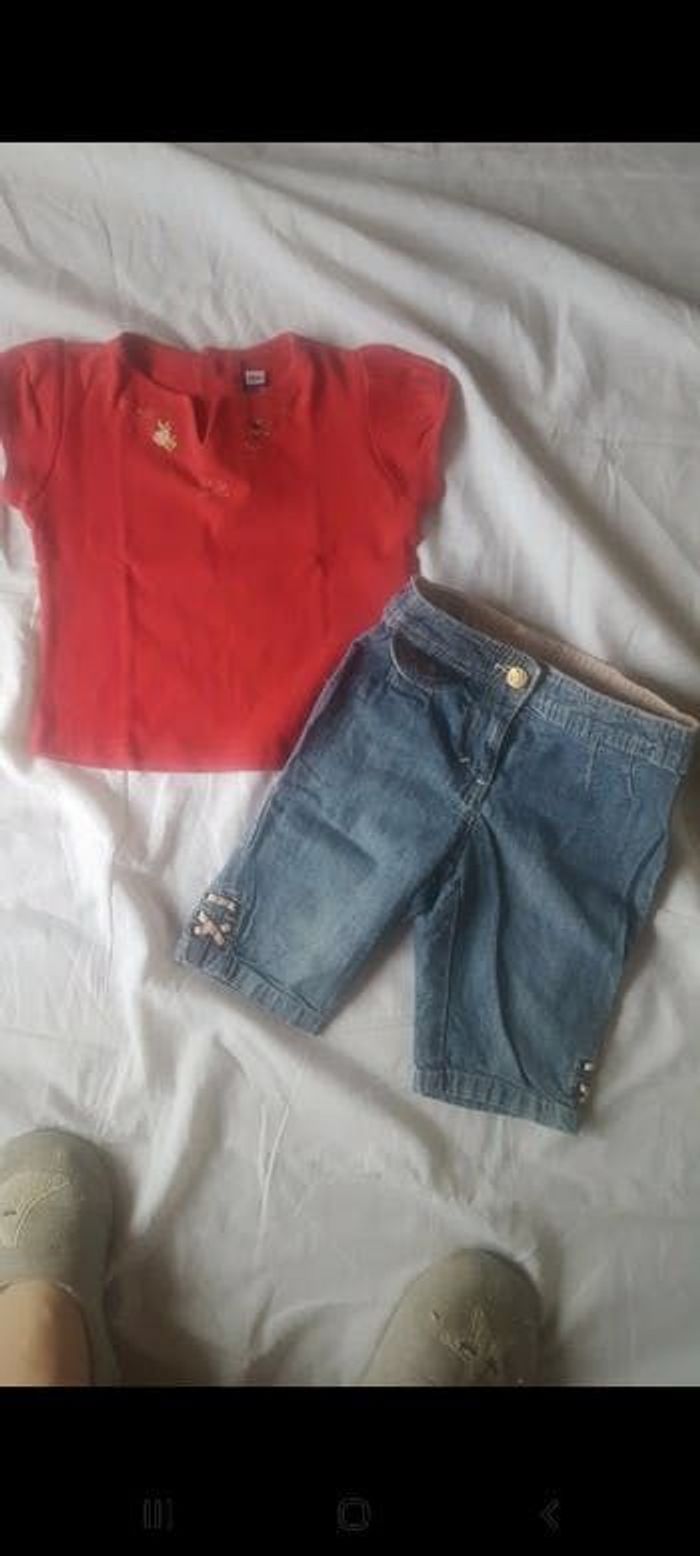 Ensemble fille comprenant un tee shirt rouge et un pantalon en jeans 24 mois sergent major