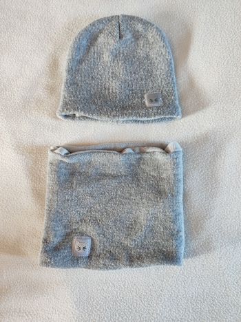 Ensemble bonnet et tour de cou