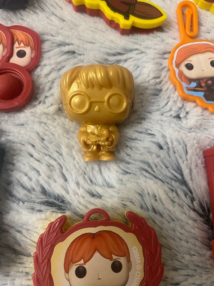 Figurine Harry Potter or Kinder Joy et son lot - photo numéro 3
