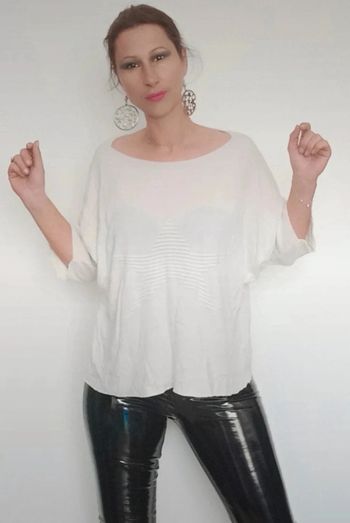 Pull loose blanc motif étoile neuf TU