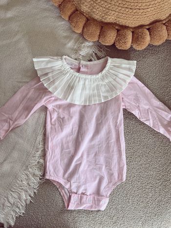 Bodie rose avec grand col