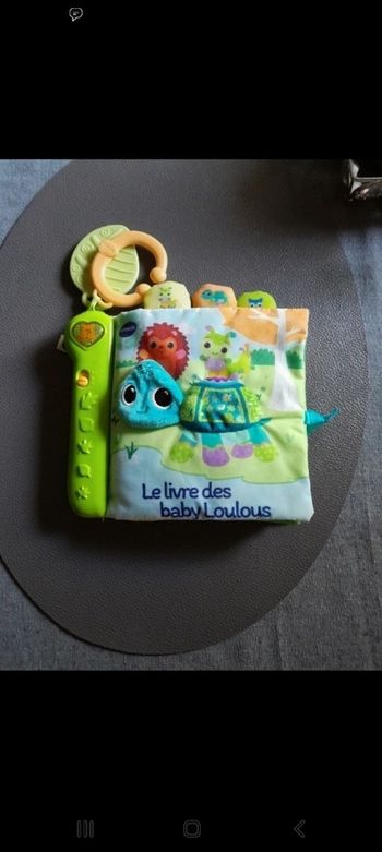 Livre tissus interactif