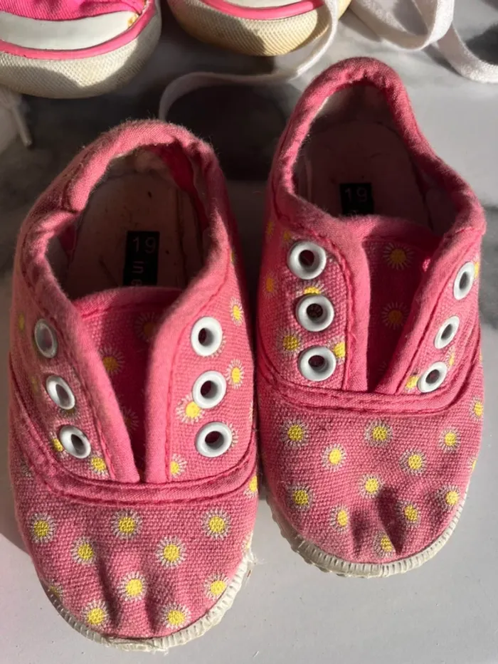 Lot de 7 chaussures bébé  fille 18/19 - photo numéro 7