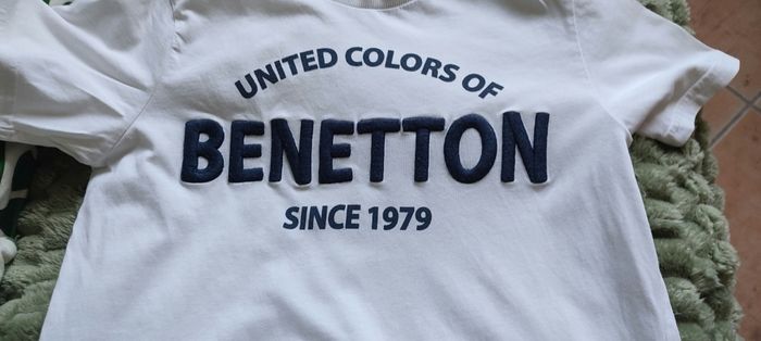 Tee shirt Benetton 8 9 ans - photo numéro 5