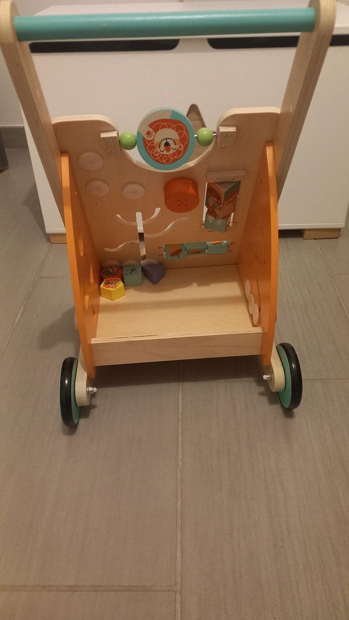 Trotteur en bois - photo numéro 3