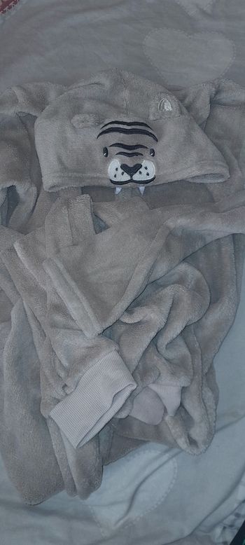 Sur pyjama