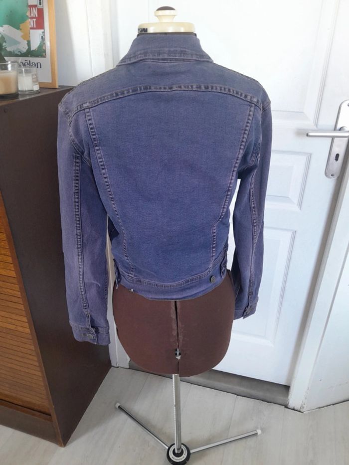 Très belle veste en jean Jolina très bon état taille 40 - photo numéro 2