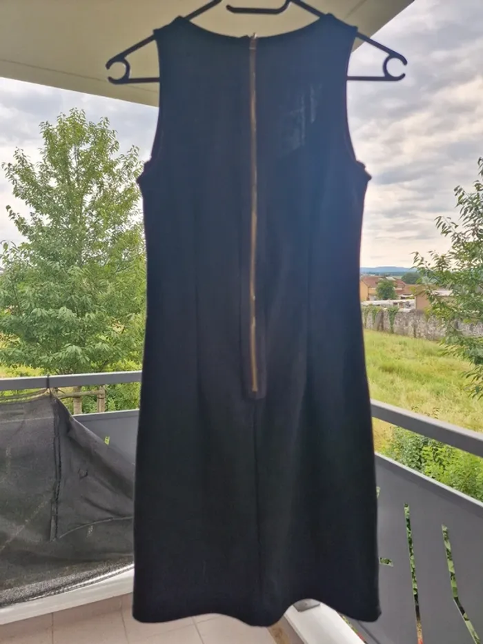 Robe cloutée - photo numéro 2