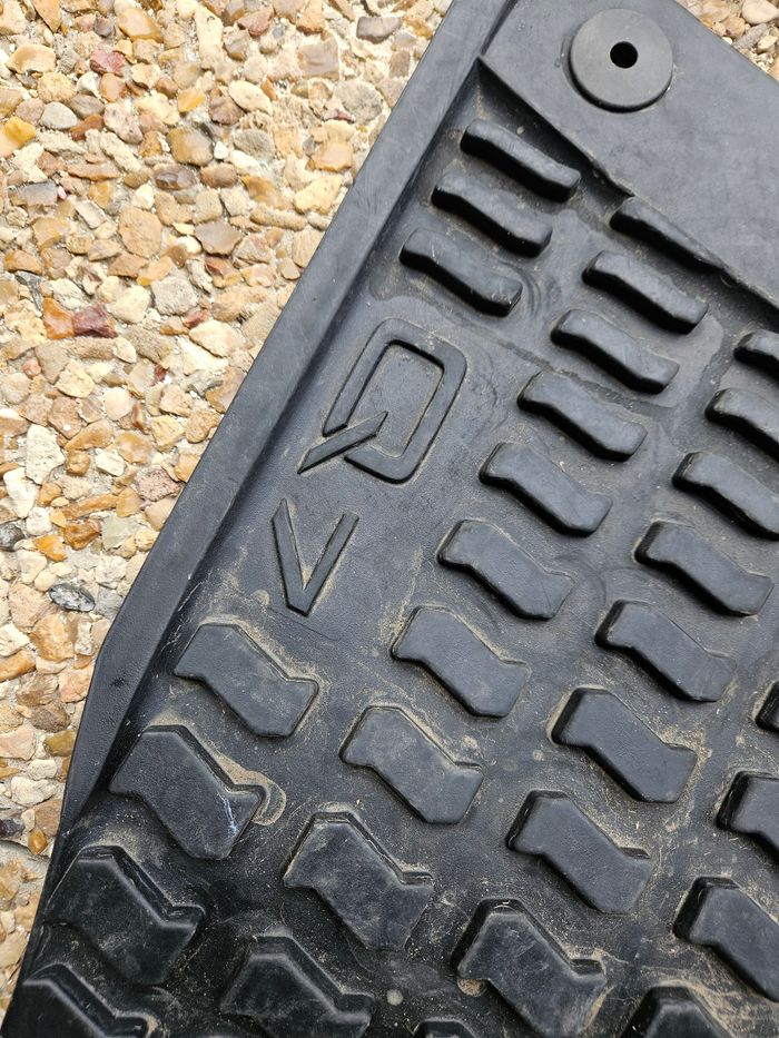 Tapis de voiture Q7 - photo numéro 2