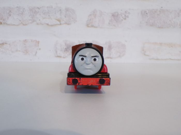 Train - Locomotive - Hurricane - Thomas et ses amis (J29) - photo numéro 4