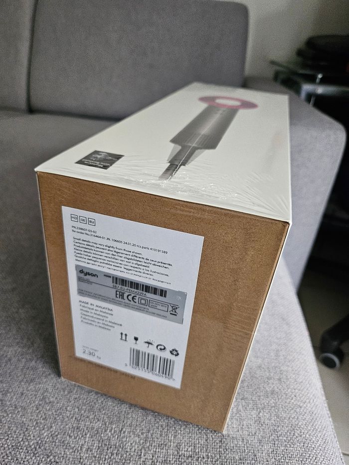 Sèche cheveux dyson  supersonique neuf - photo numéro 9