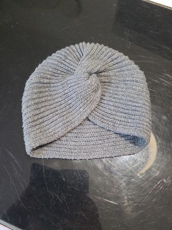 Bonnet gris