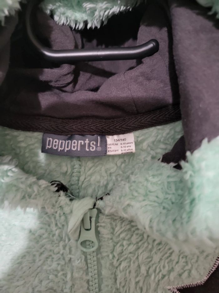 Pyjama 1 pièce 8/10 ans - photo numéro 2