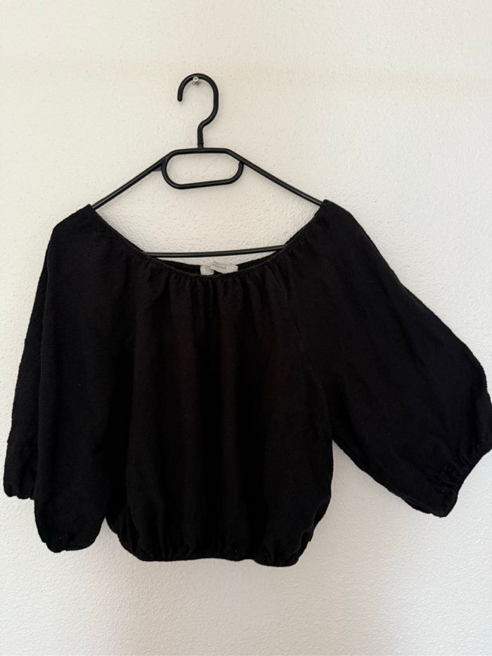 Haut noir - photo numéro 5