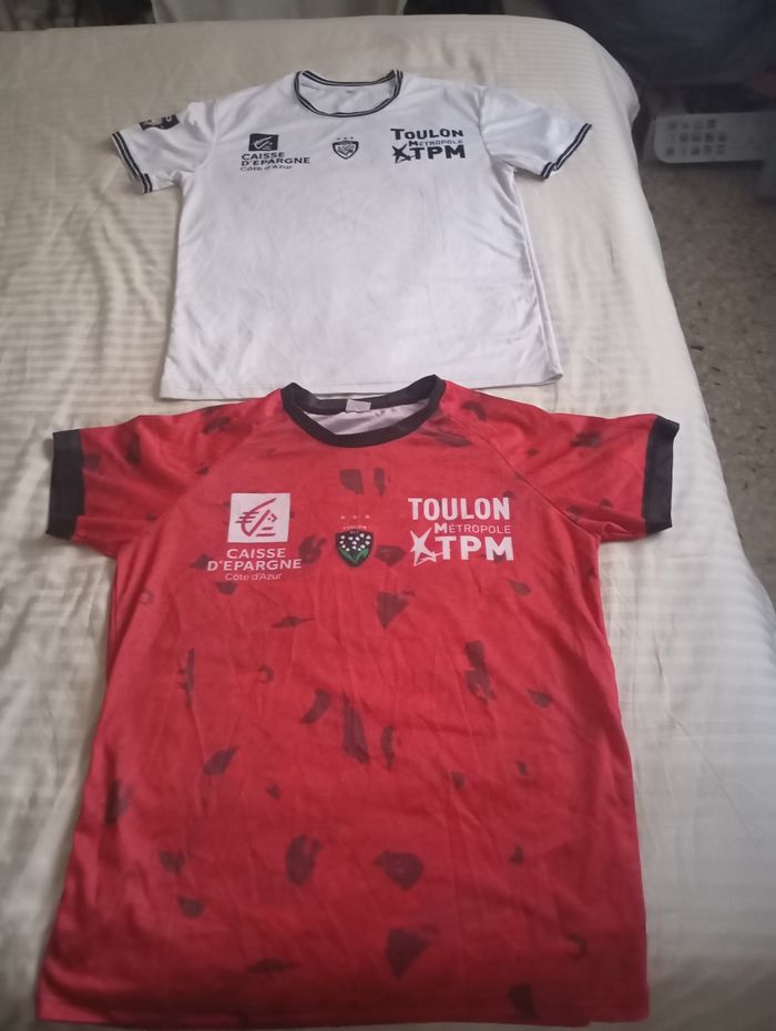 Lot de 2 teeshirt non officiel du rugby club toulonnais neuf