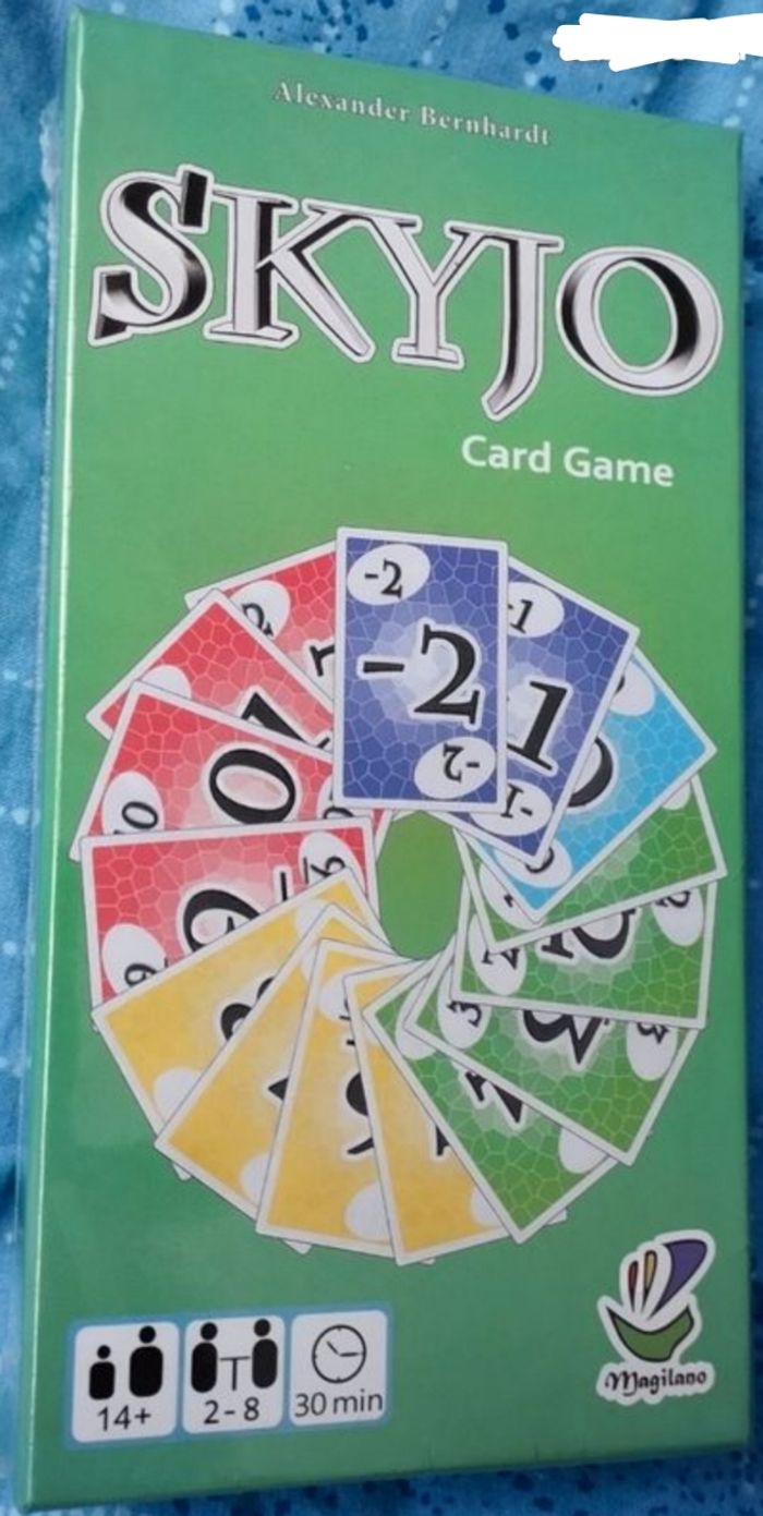 Jeu de société Skyjo neuf, sous blister