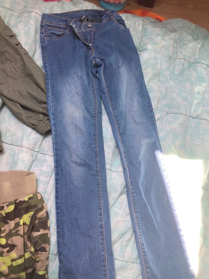 Lot de 3 pantalons + 2 pantacourts 12 ans  fille - photo numéro 5