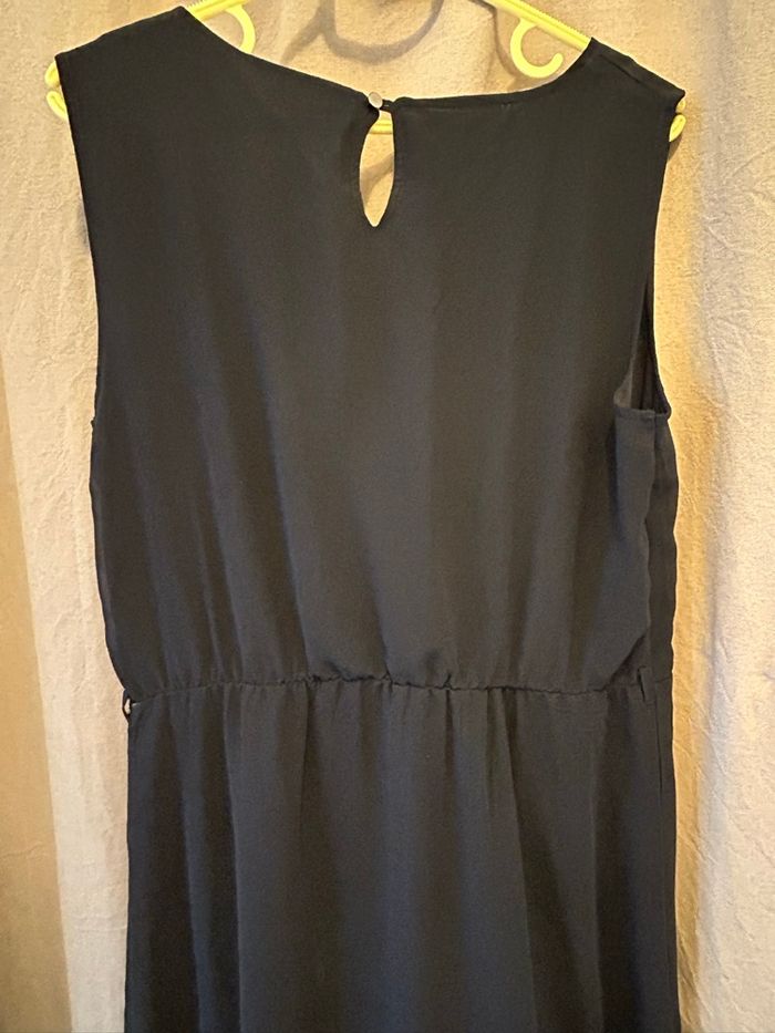 Robe noire - photo numéro 4