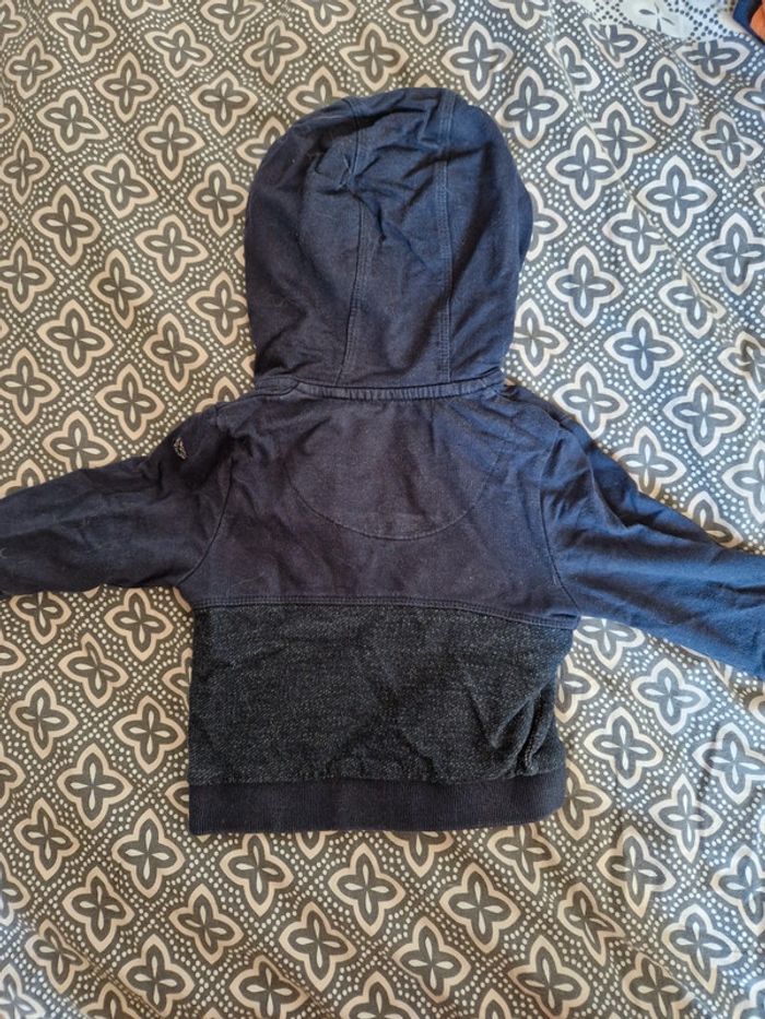 Veste à capuche 12 mois - photo numéro 3