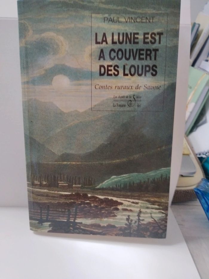 La Lune est à couvert des loups