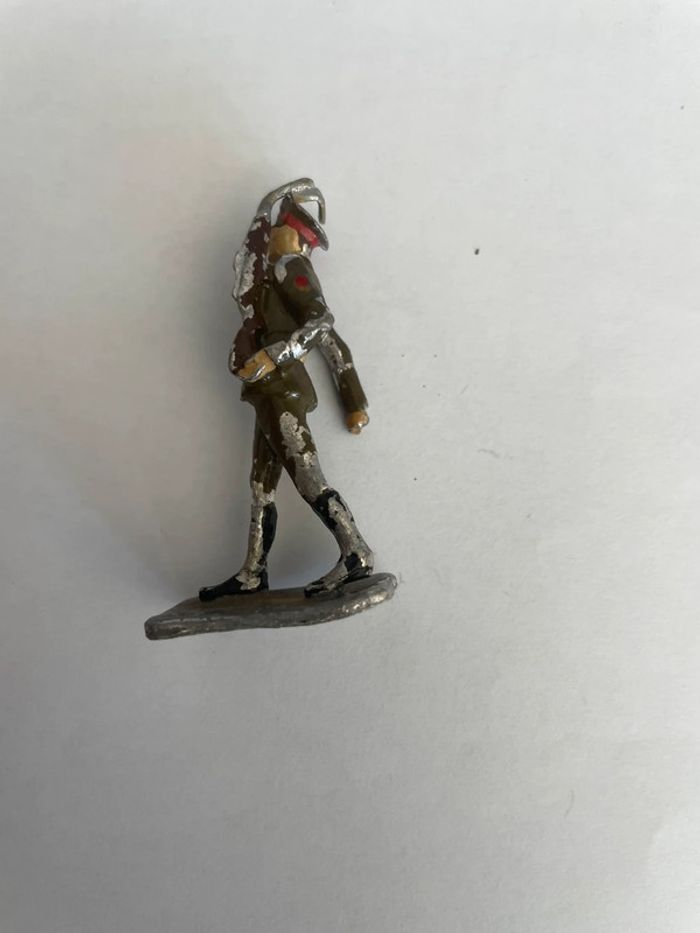 Soldat en metal - photo numéro 2