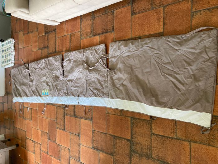 Lot tour de lit bébé et couette