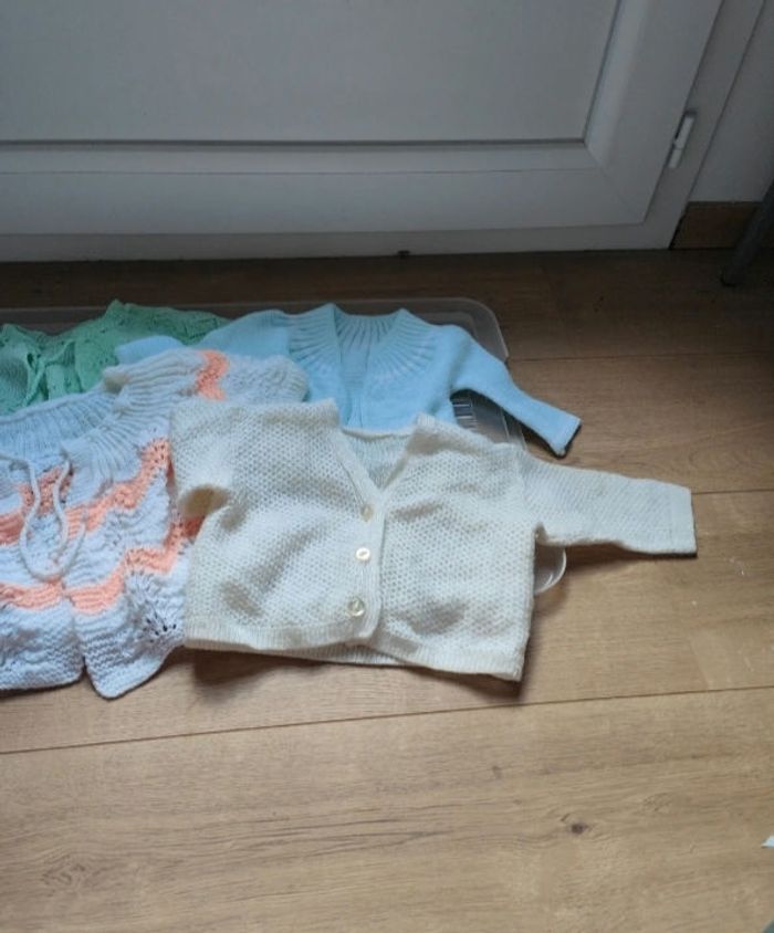 Lot de gilets fait main - photo numéro 2