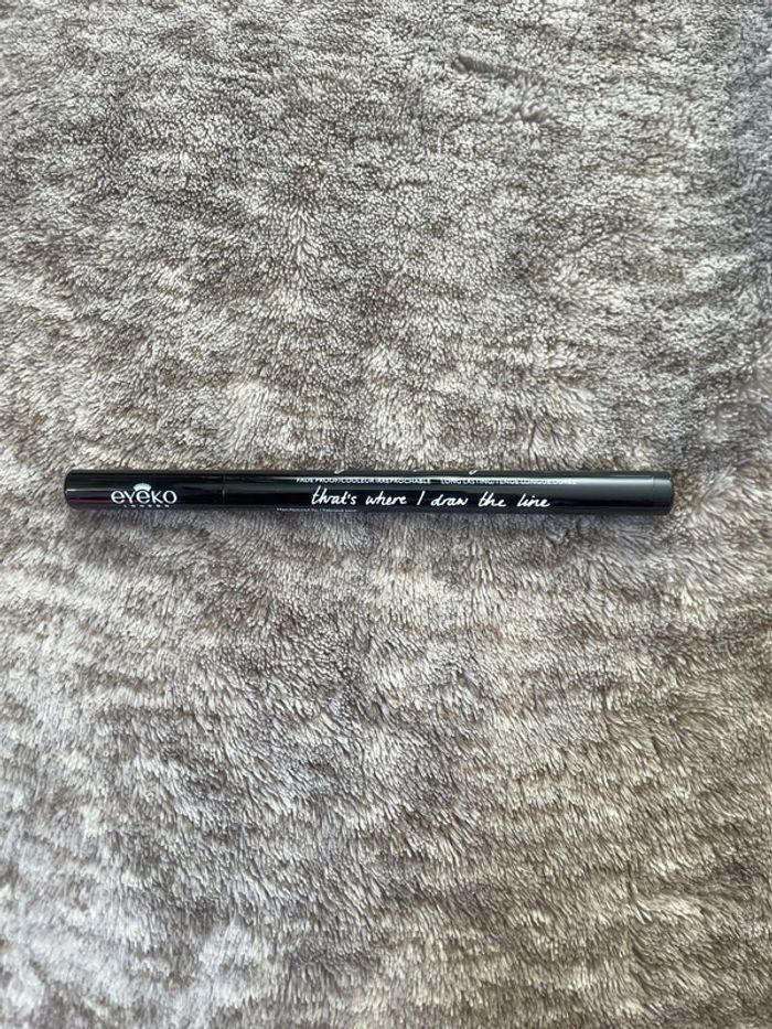 Eye-liner noir, Cruelty free. - photo numéro 4