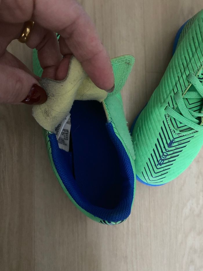 Chaussure de foot - photo numéro 4