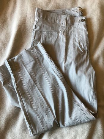 pantacourt Gémo gris liseré rose