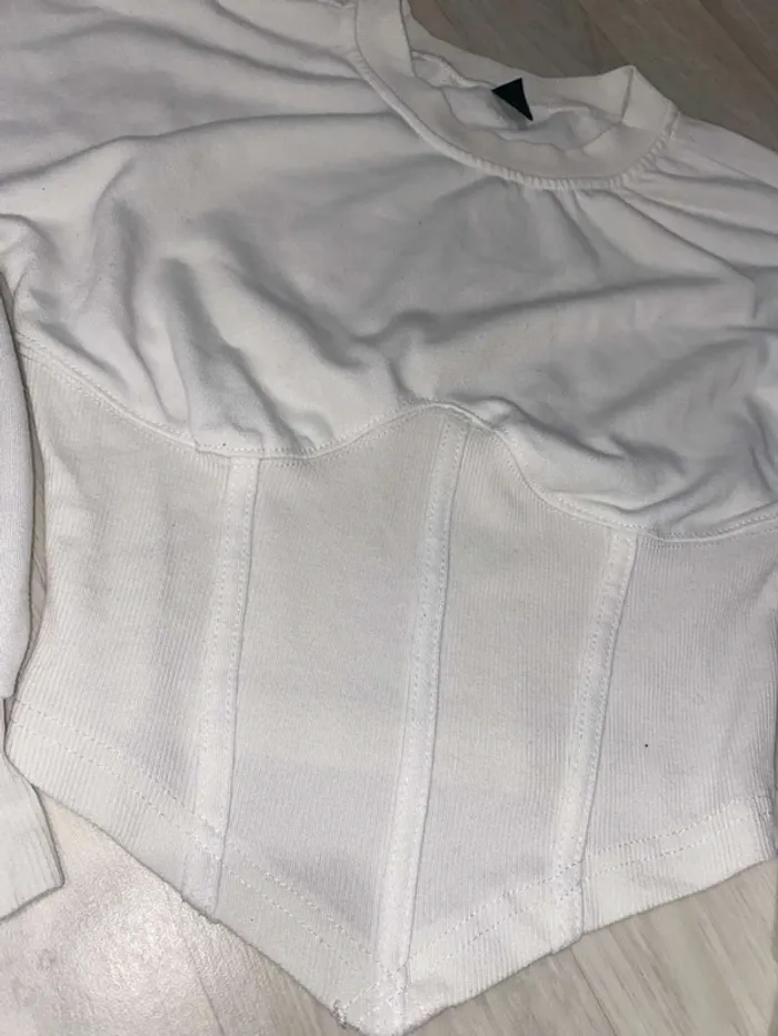 Pull blanc - photo numéro 2