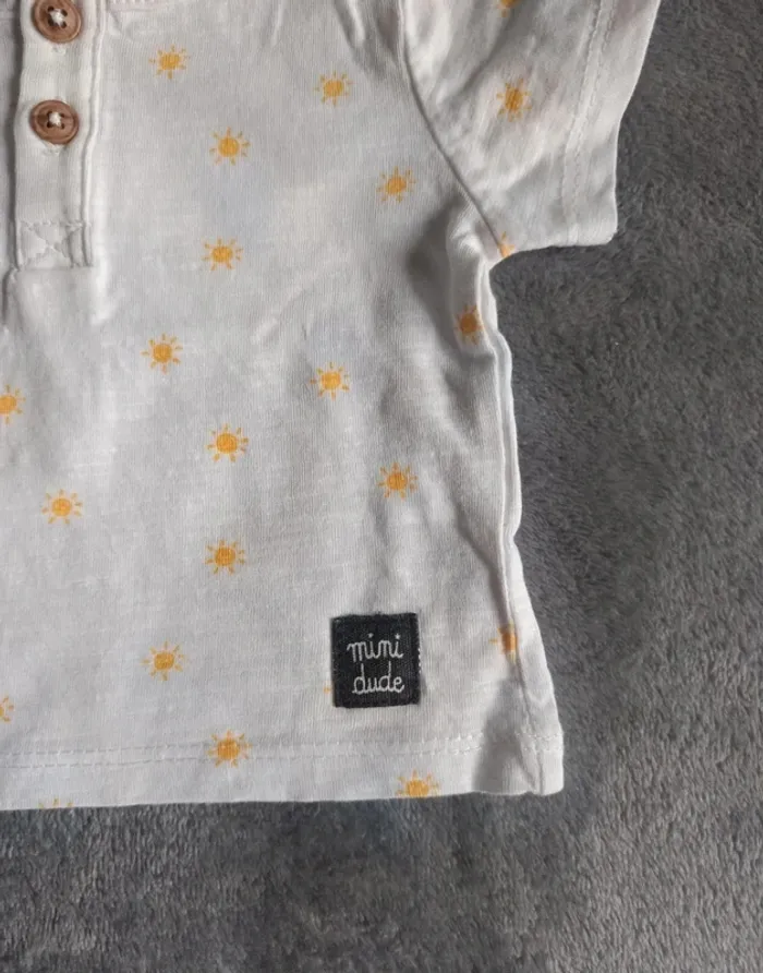 T-shirt taille 1 mois - photo numéro 3